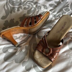 Sunflowers vintage leather sandals with wood heal